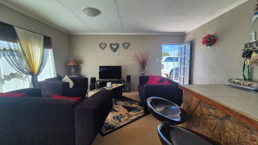 3 Bedroom Property for Sale in Country Club Western Cape
